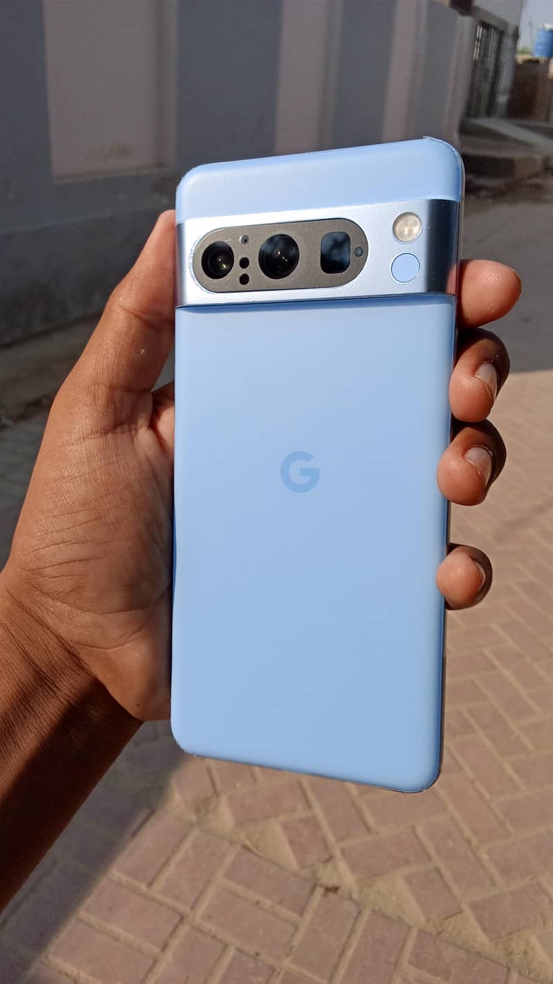 Google Pixel 8 Pro 0