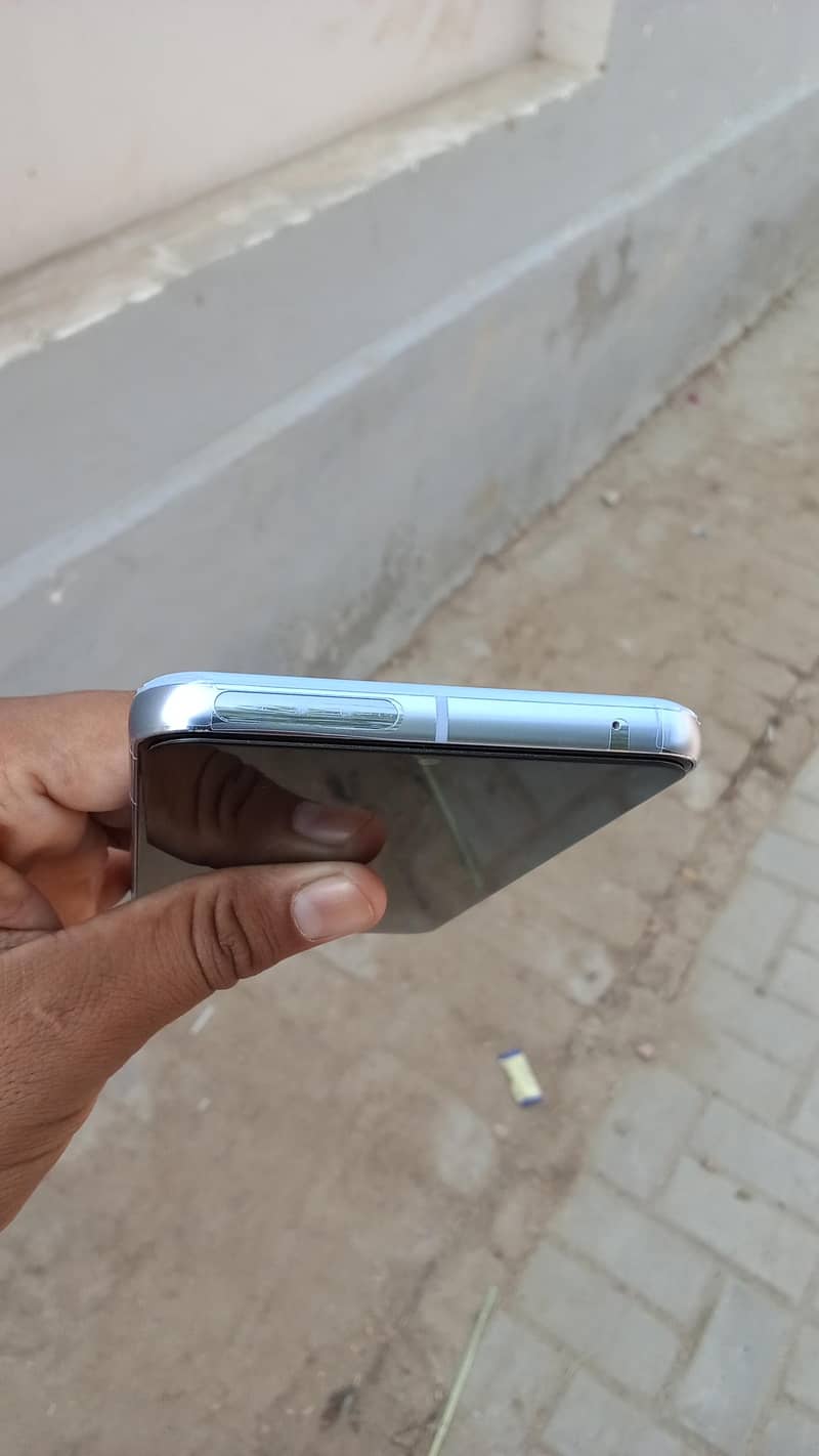 Google Pixel 8 Pro 5