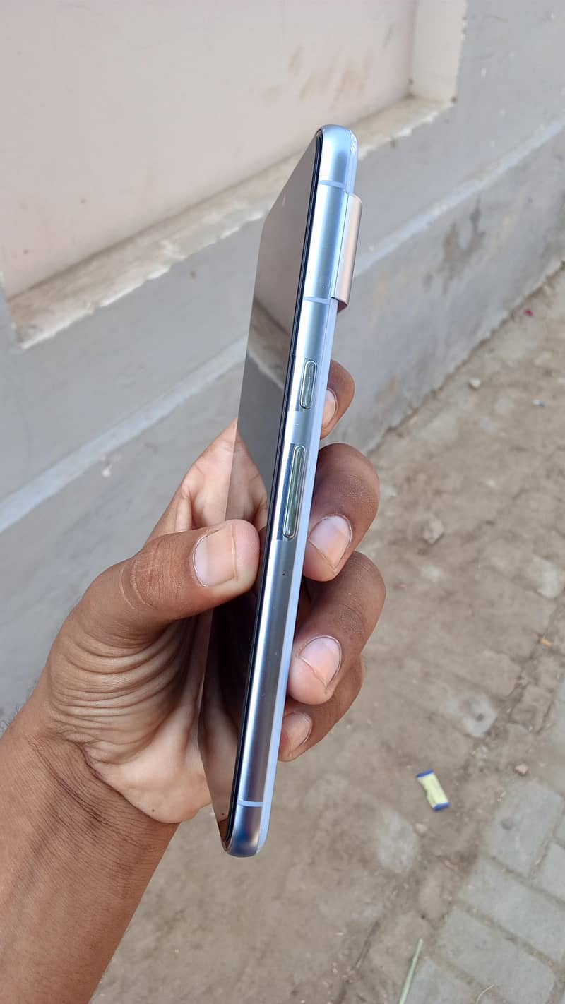 Google Pixel 8 Pro 6
