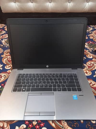 LAPTOP FOR SALE ALL REPORT OF LAPTOP IN DESCRIPTION PLEASE READ FIRST