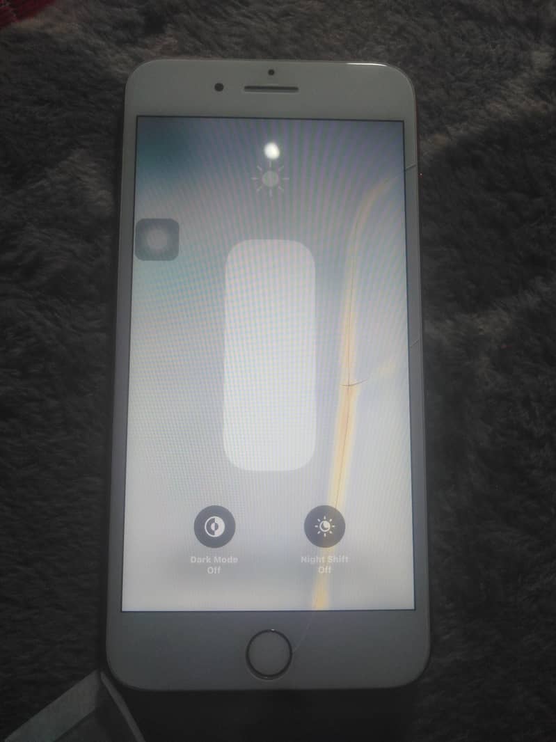 Apple iPhone 7 Plus 0