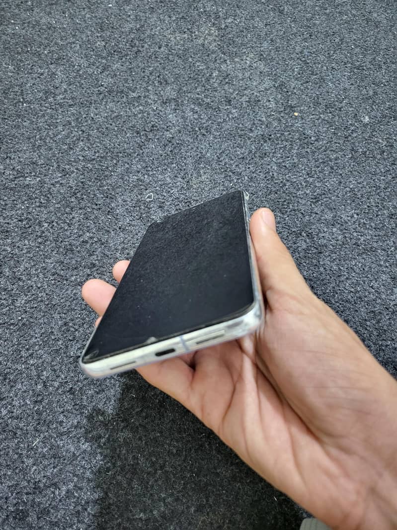Google Pixel 8 Pro 1