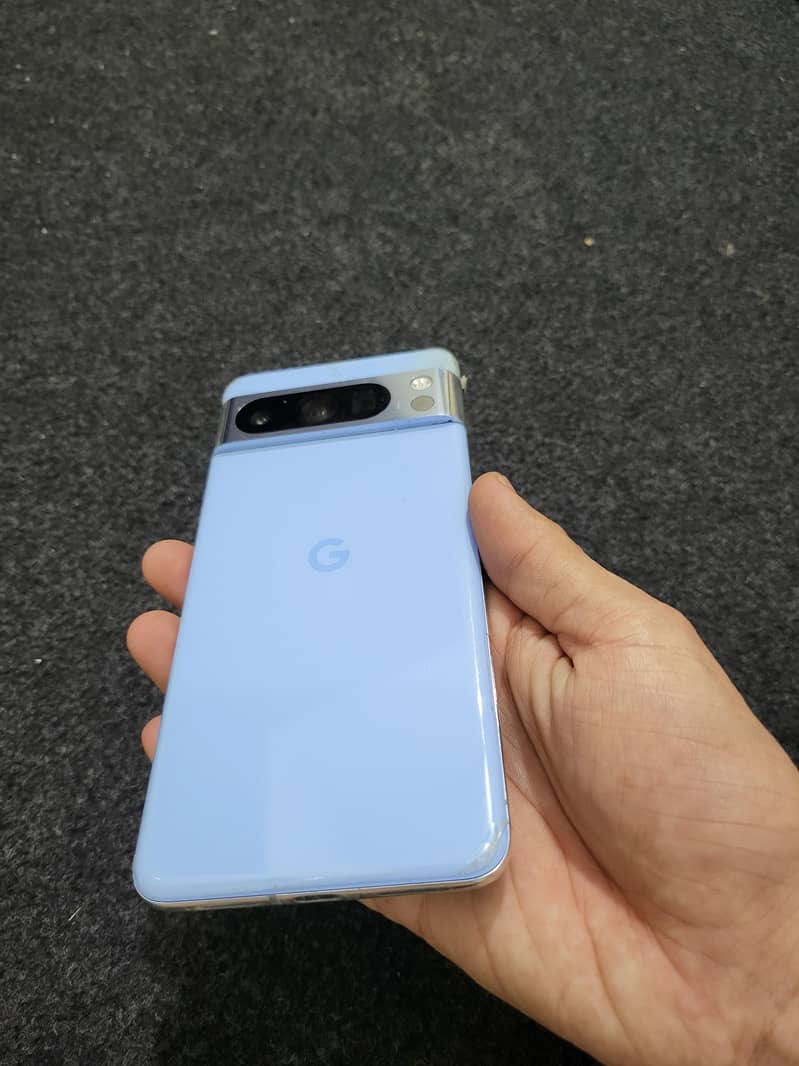 Google Pixel 8 Pro 2