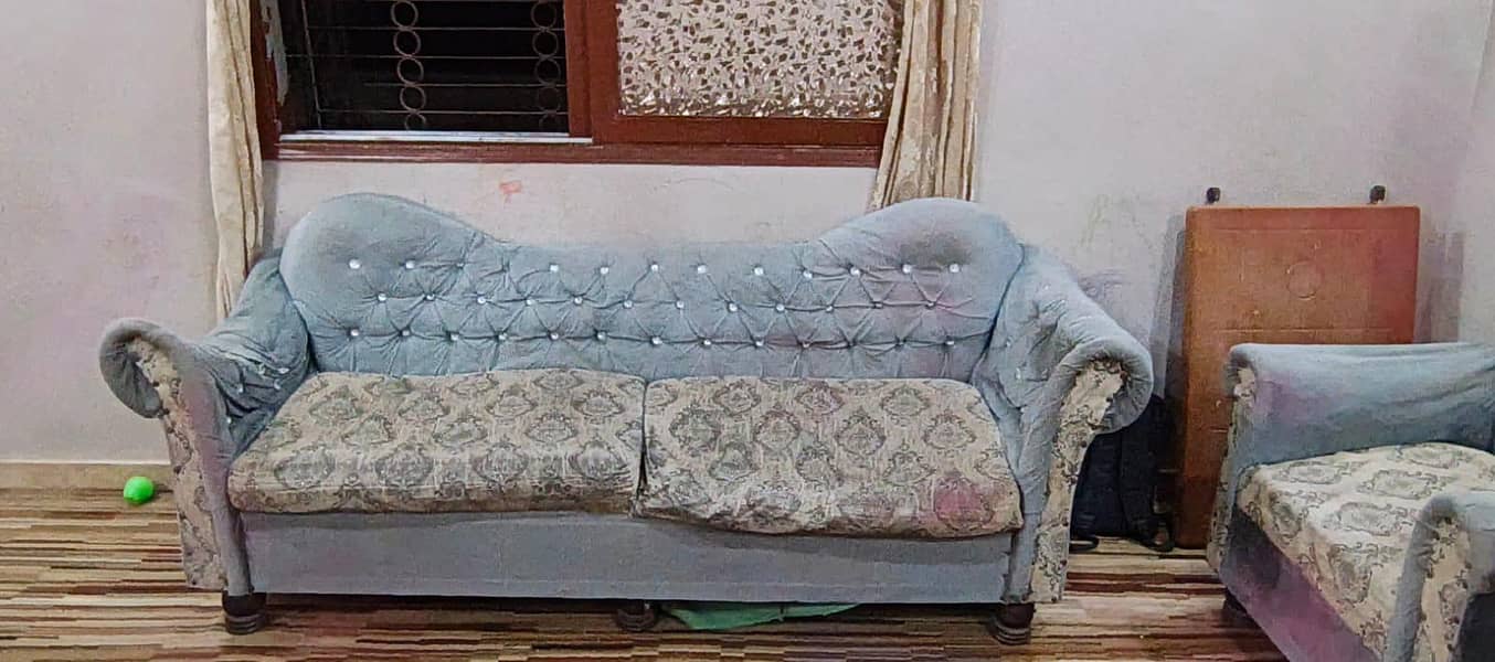 7 seater sofa 0
