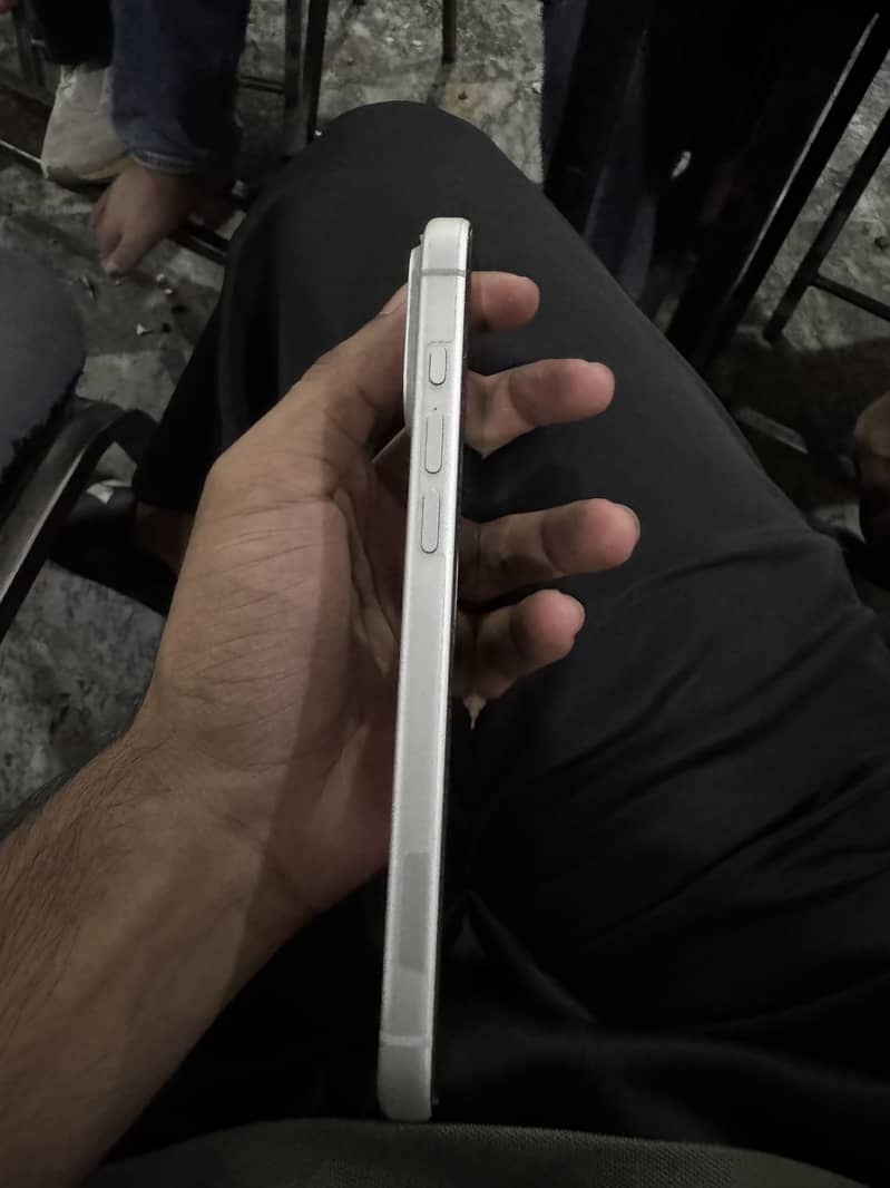 Apple iPhone 17 Pro Max 1