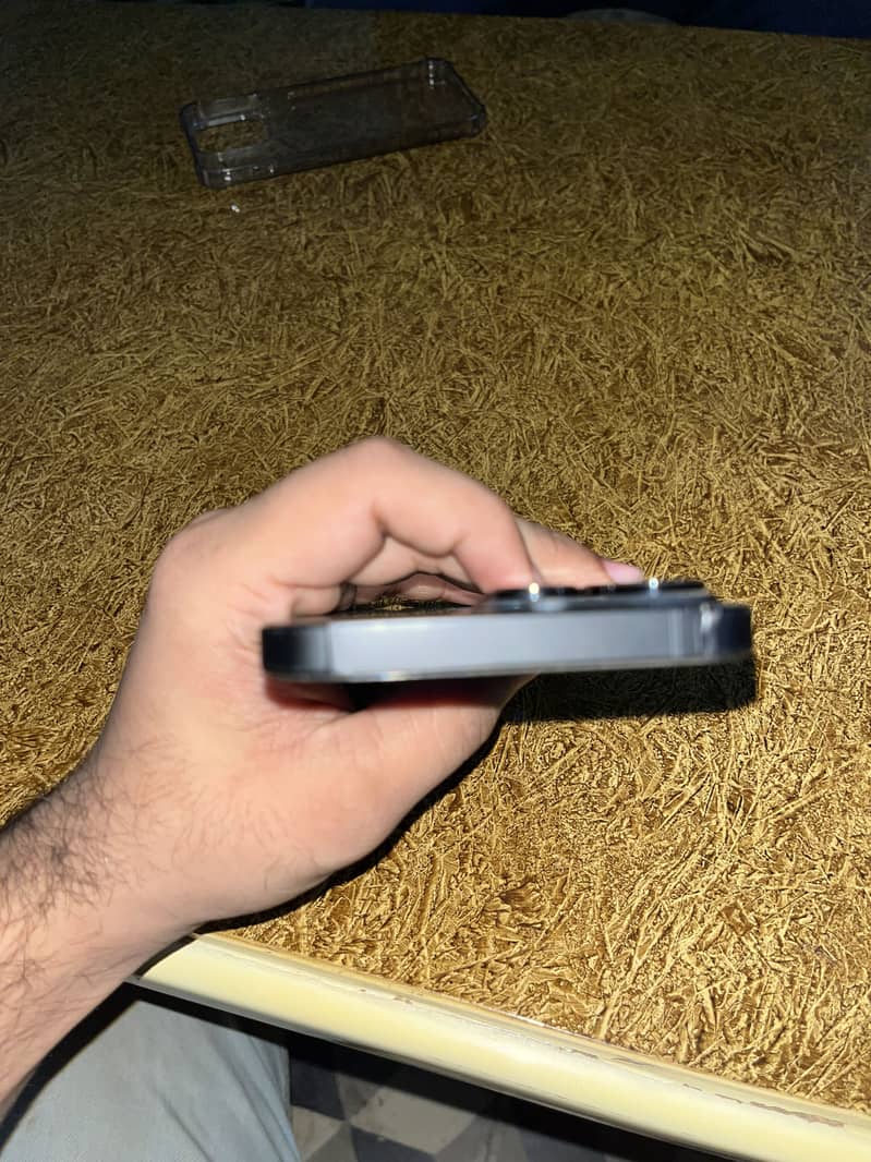 Apple iPhone 14 Pro Max 2