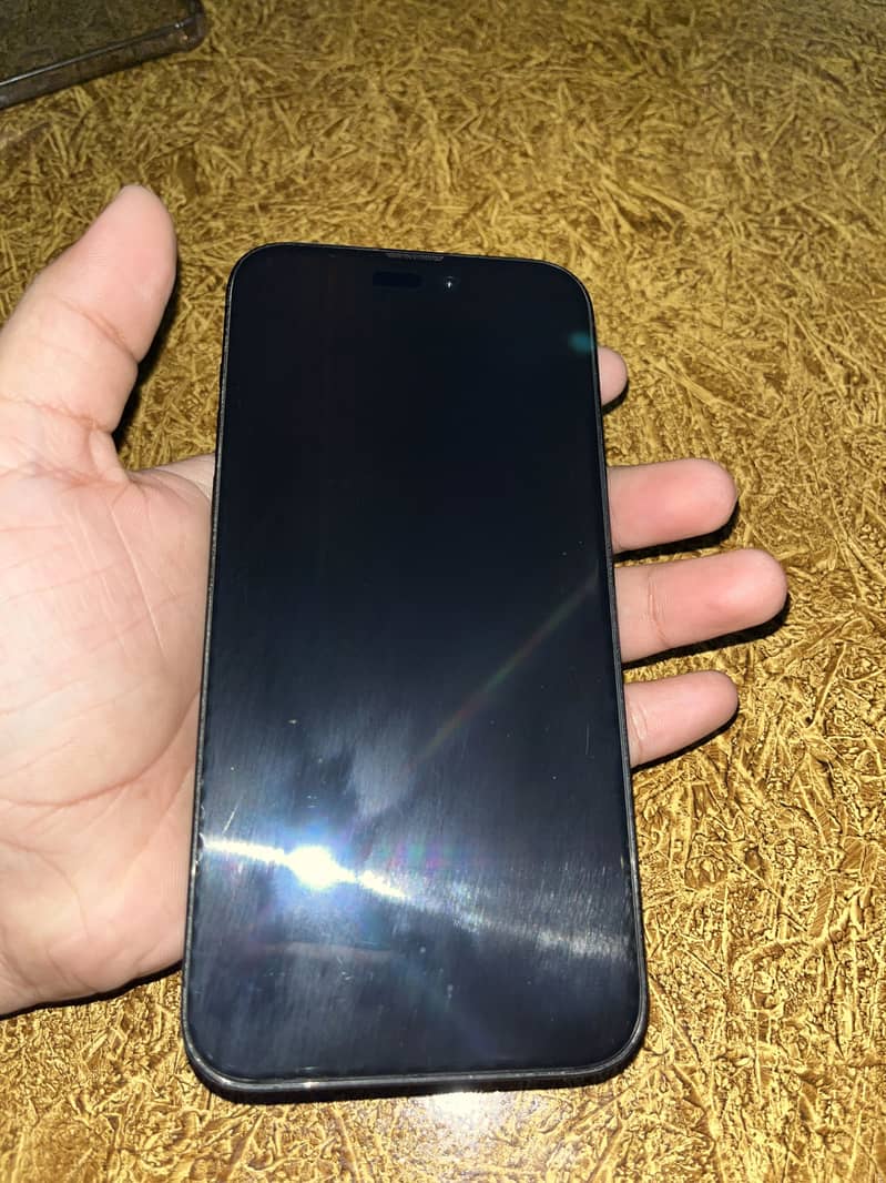 Apple iPhone 14 Pro Max 6