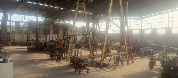 120x120 Hall height 35f iron roof total land boundary wall