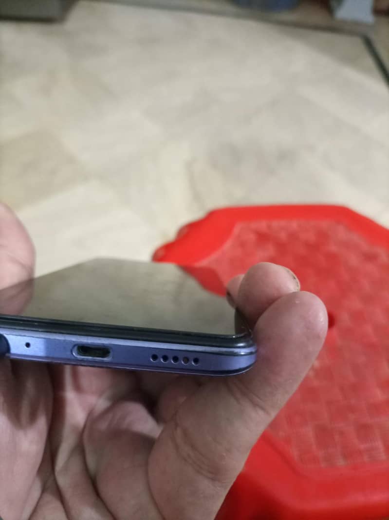 Tecno Spark 8C 0