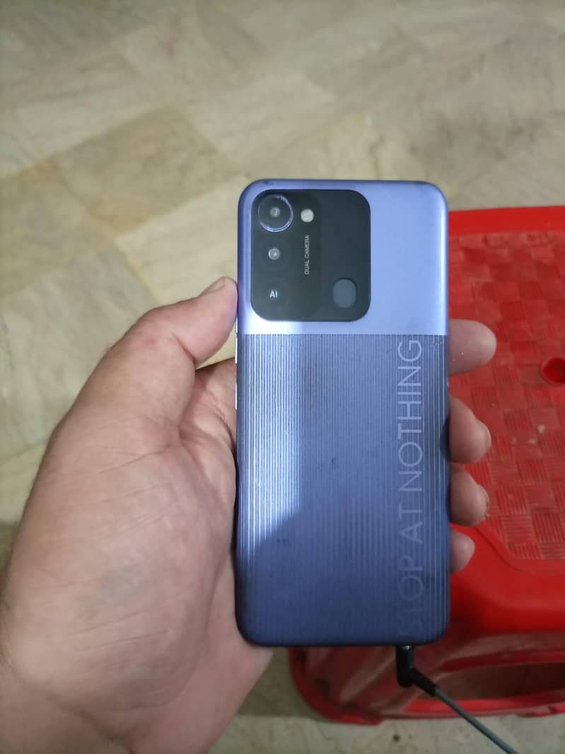 Tecno Spark 8C 3