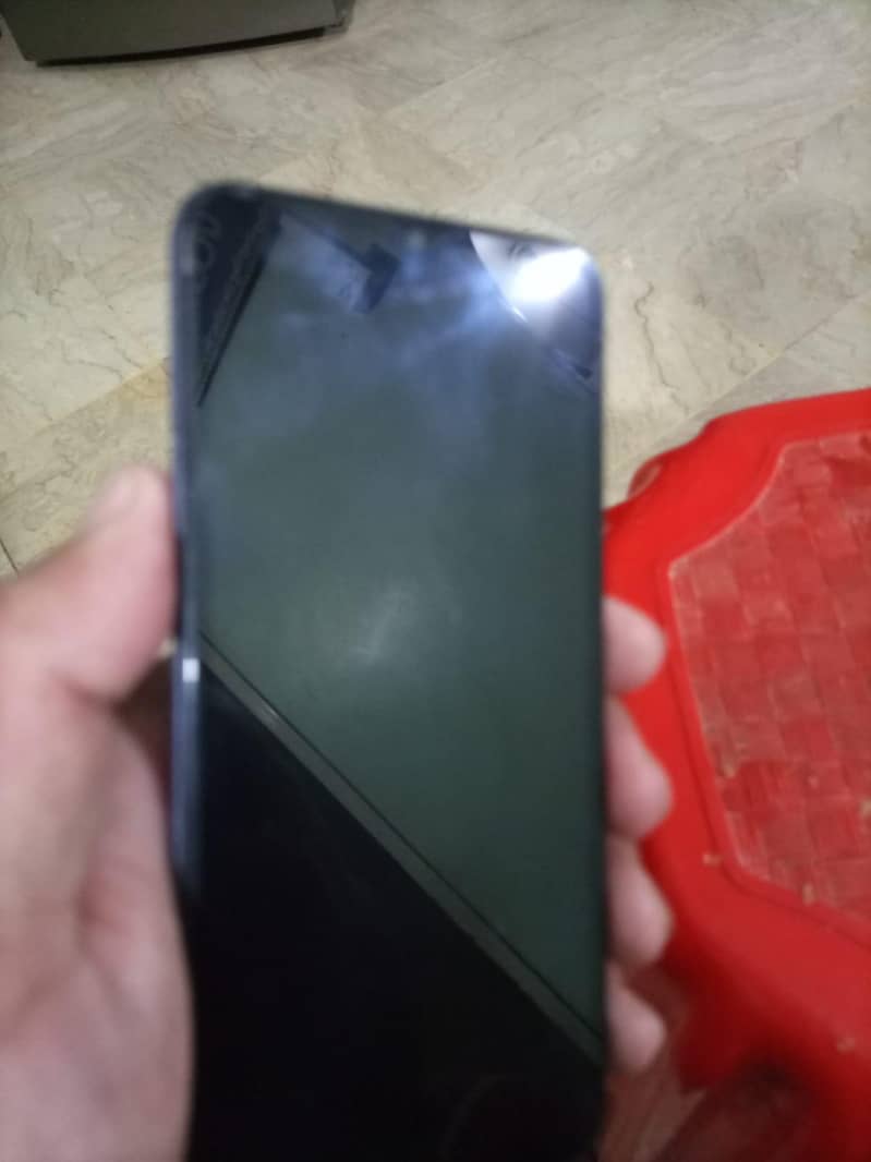 Tecno Spark 8C 5
