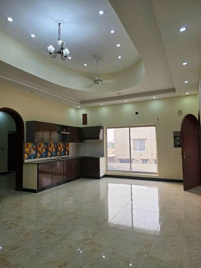 Premium 10 Marla House For Rent | Gas Available | Excellent Location | Bahria Town Lahore