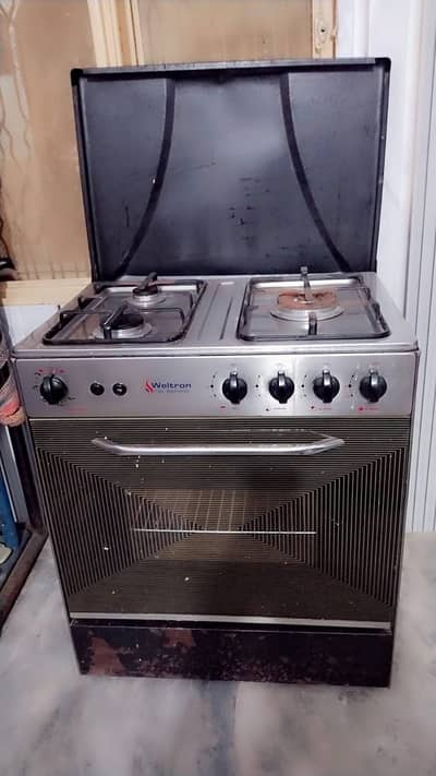 Weltron gas cooking range