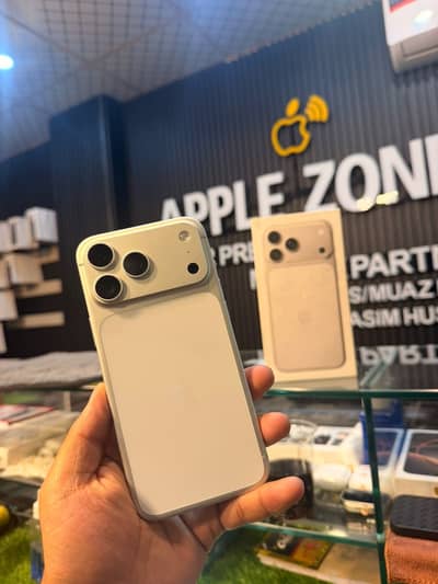 Apple iPhone 17 Pro Max JV with box 