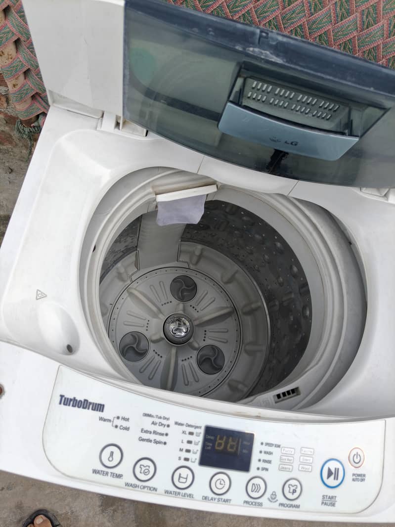 Lg Automatic washing machine 2