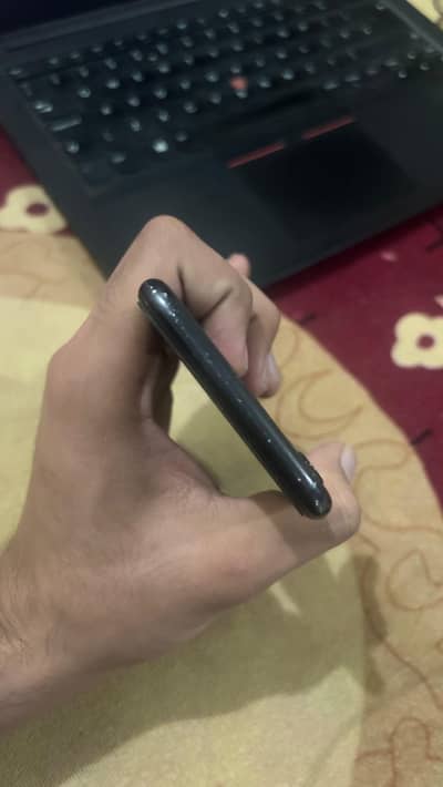 Apple iPhone SE