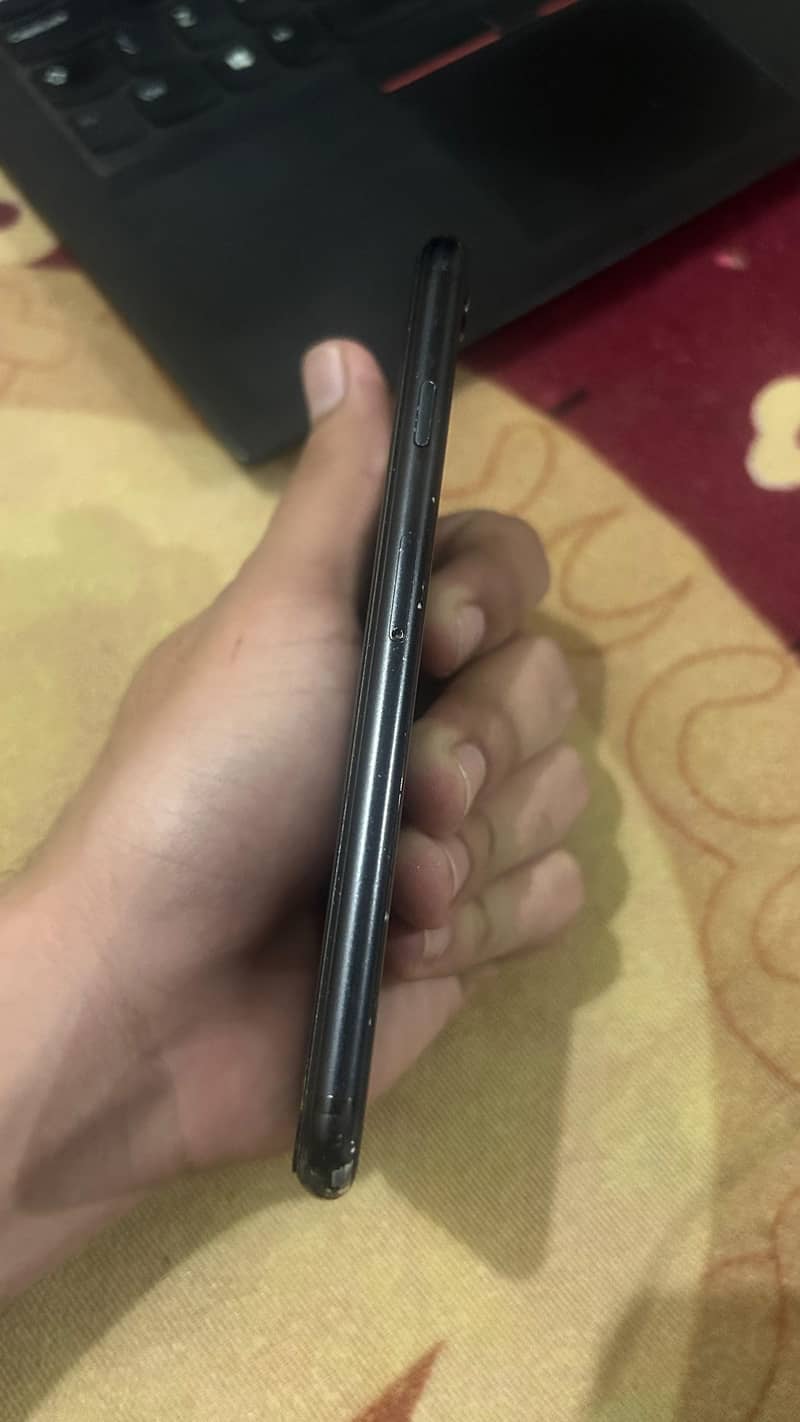 Apple iPhone SE 3
