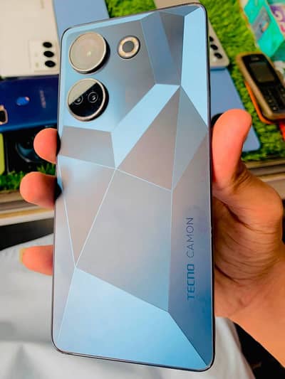 Tecno CAMON 20