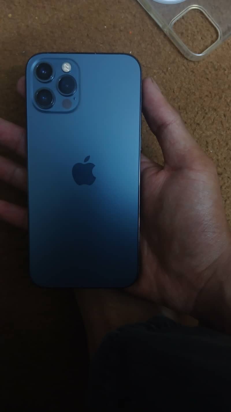 Apple iPhone 12 Pro 4