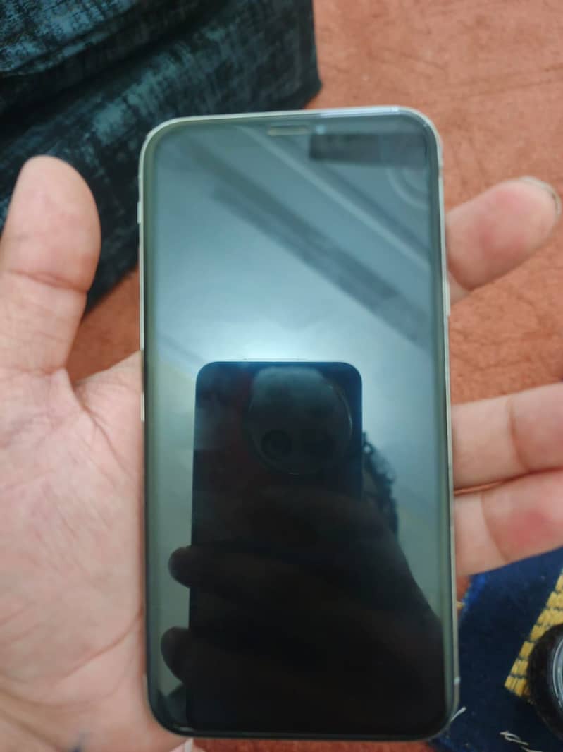 Apple iPhone X 2