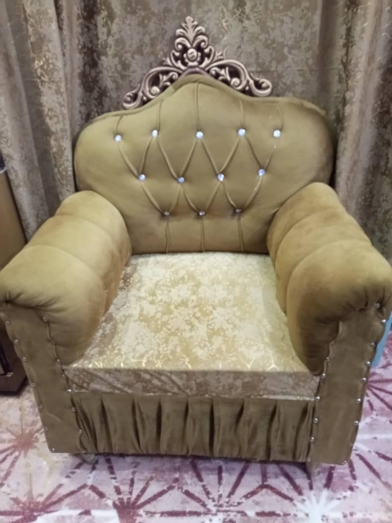 sofa set with table 1