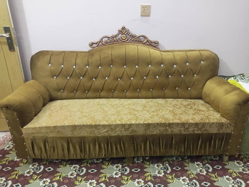 sofa set with table 4