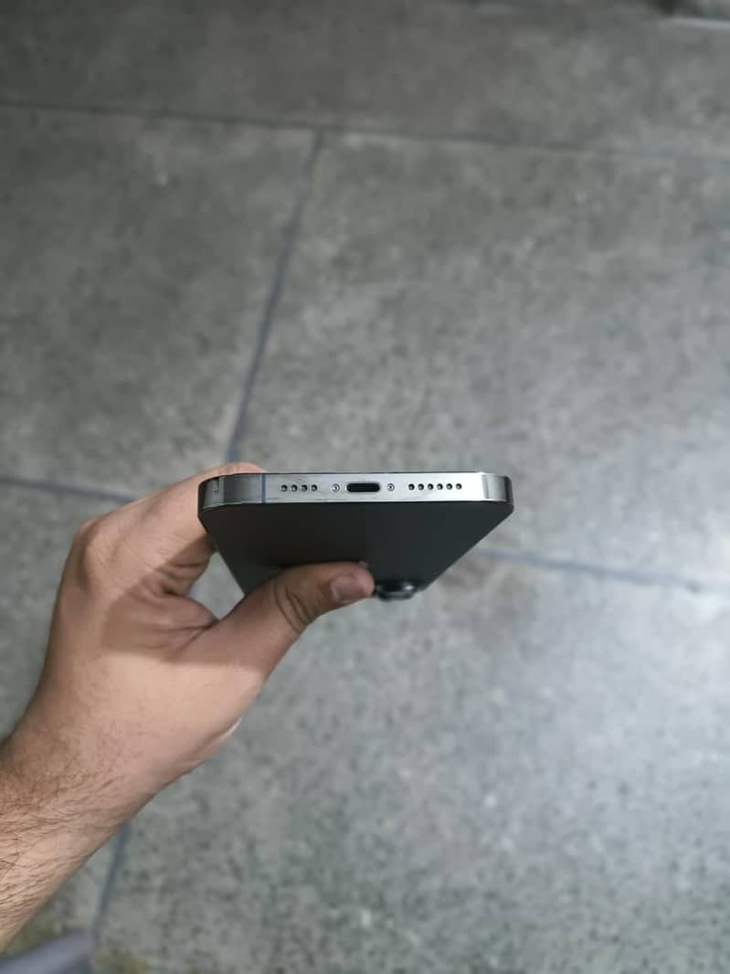 Apple iPhone 13 Pro Max 5