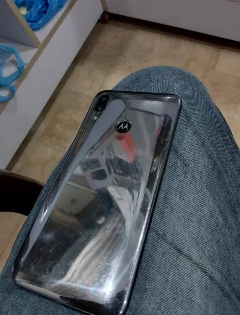 Motorola Moto E6 Plus 1