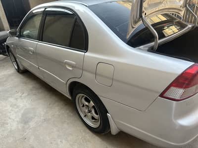 Honda Civic EXi 2005