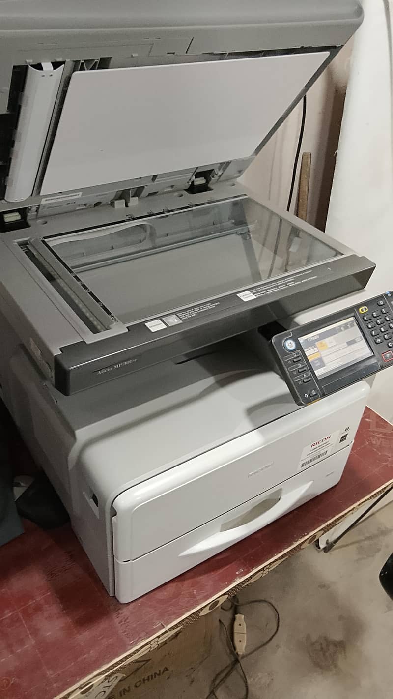 richo photo state machine MP301 - Printers & Photocopiers - 1120658072