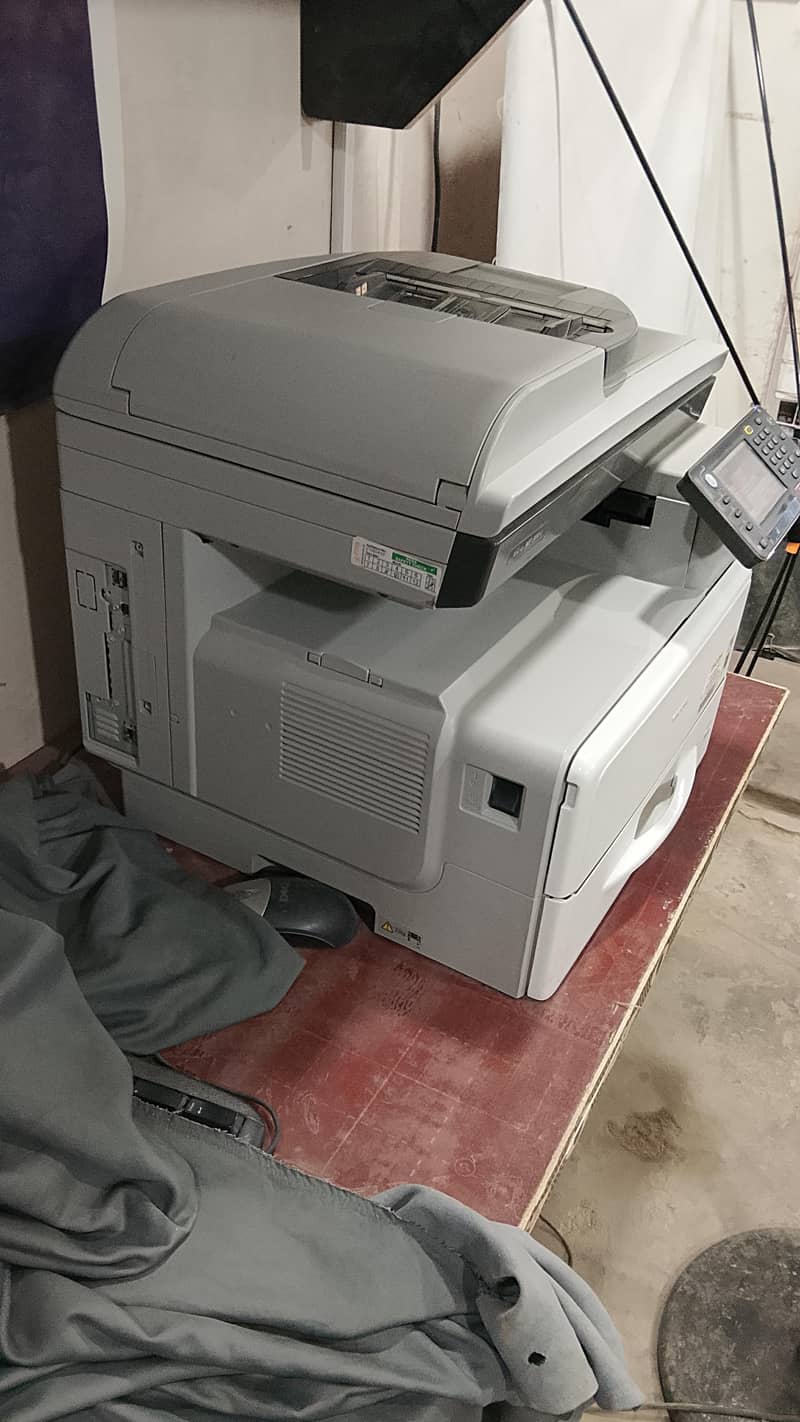 richo photo state machine MP301 - Printers & Photocopiers - 1120658072