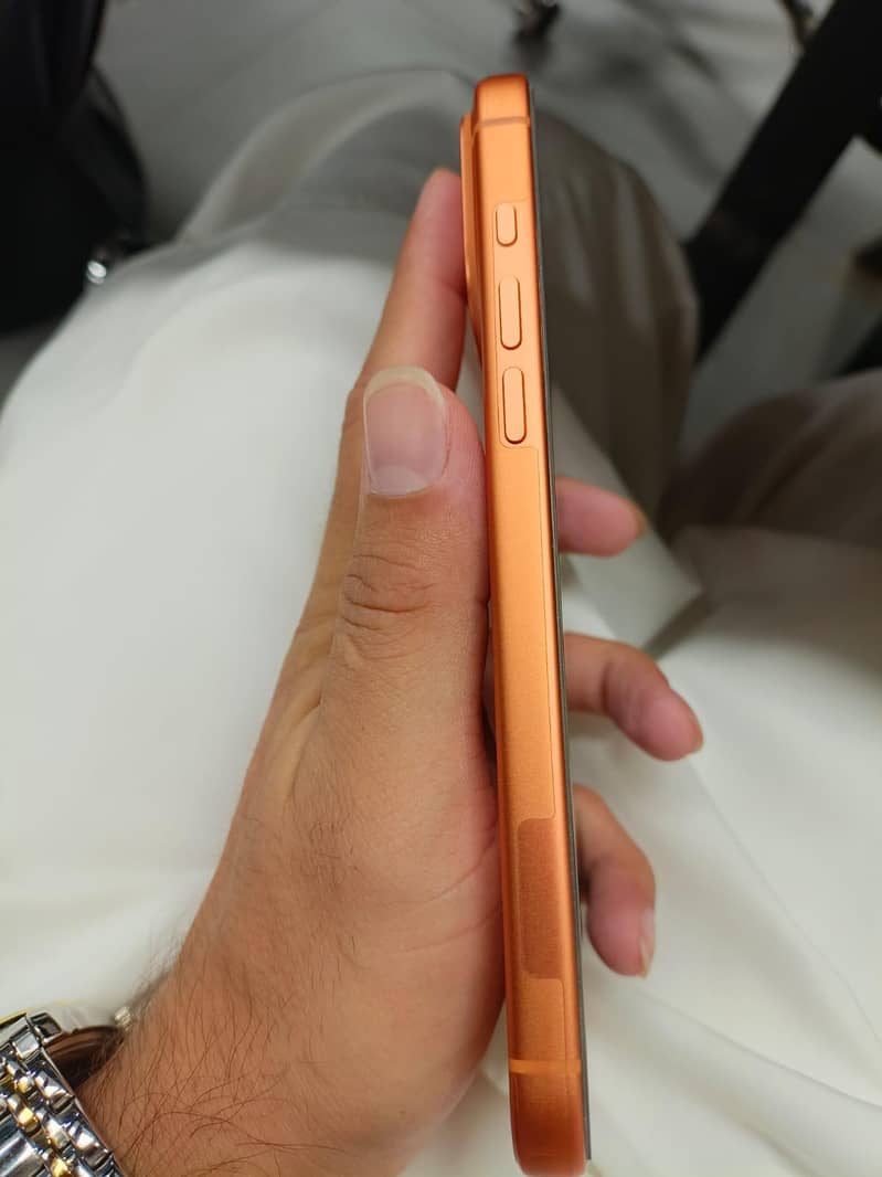 Apple iPhone 17 Pro Max 3