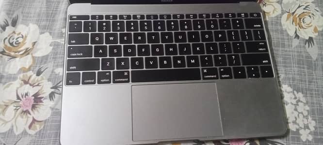 Mac book