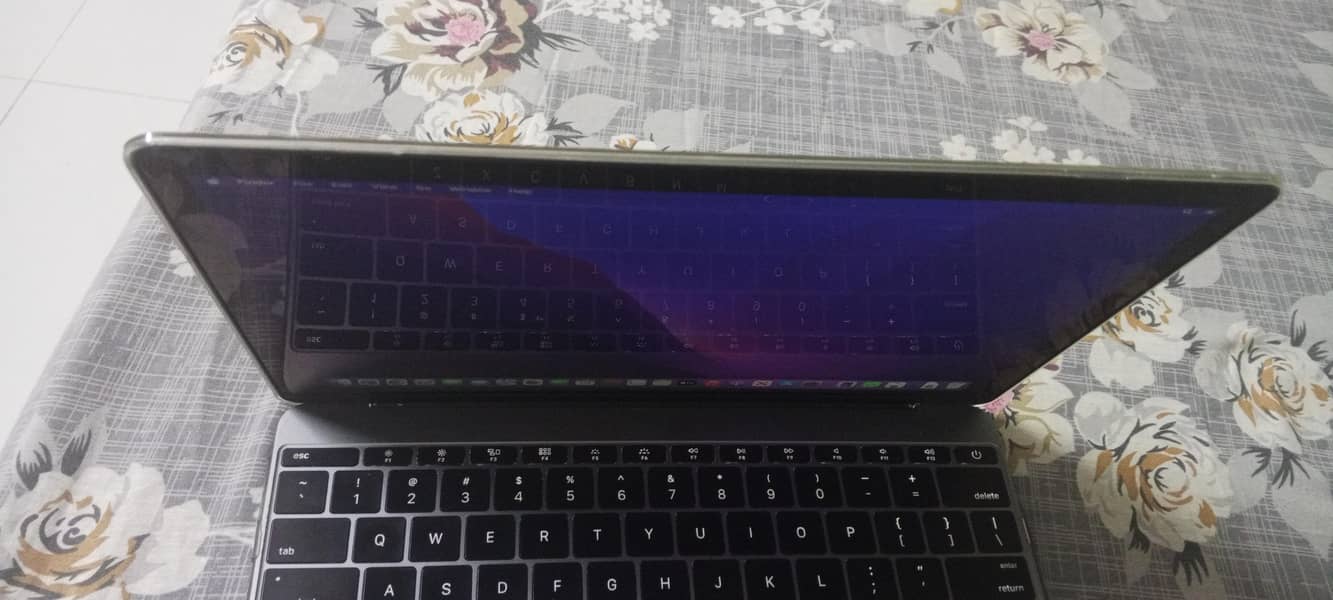 Mac book 2