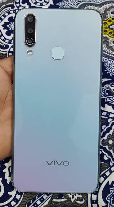 Vivo Y17