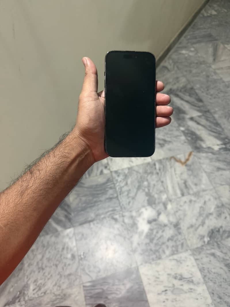 Apple iPhone 14 Pro 4