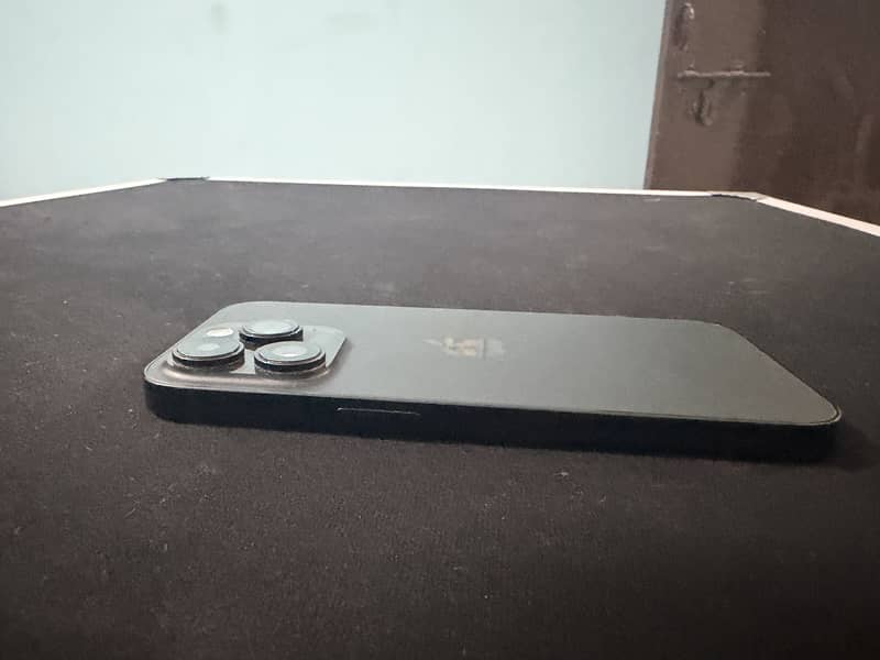 Apple iPhone 14 Pro 7