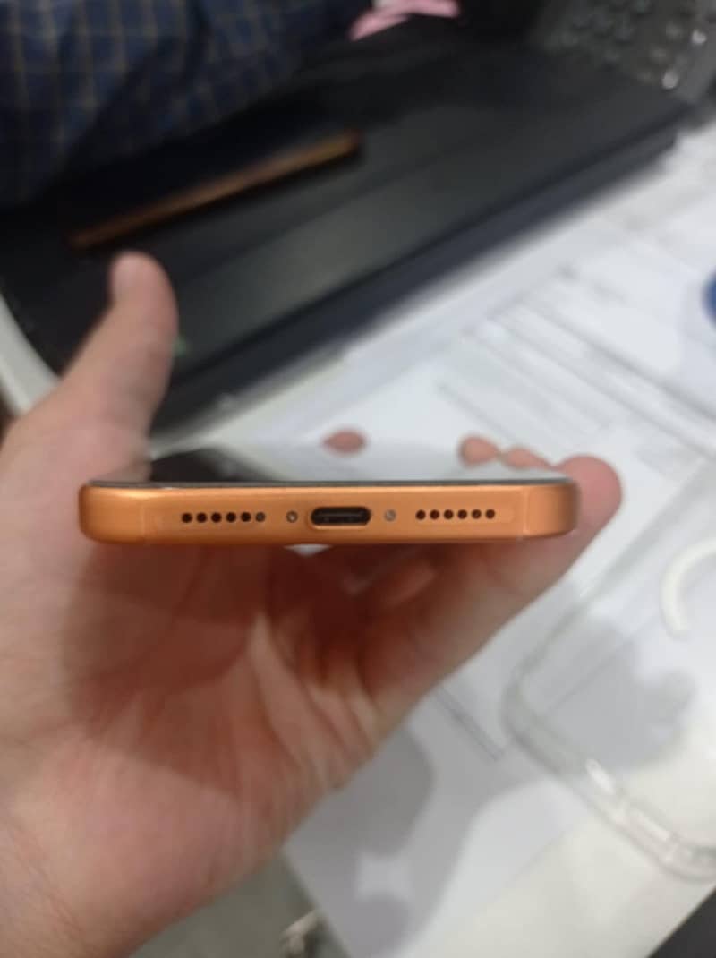 Apple iPhone 17 Pro Max 8