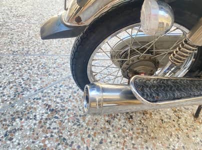 HONDA 125 GENUIN TANKY SATH