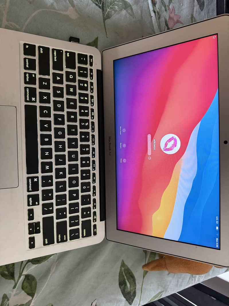 Macbook Air, 1