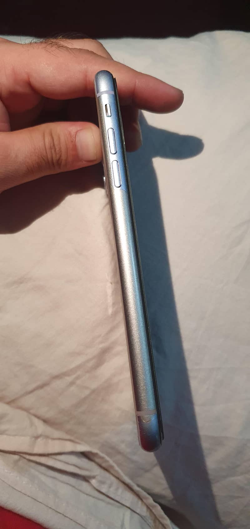 Apple iPhone 11 3