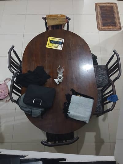 Used Dining Table with chairs