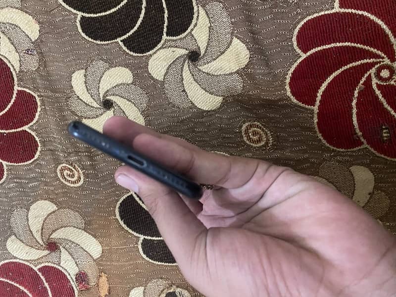 Apple iPhone 7 4