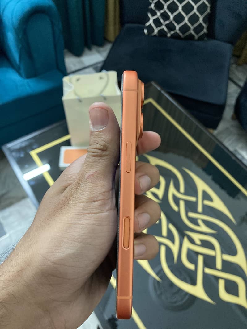 Apple iPhone 17 Pro 6