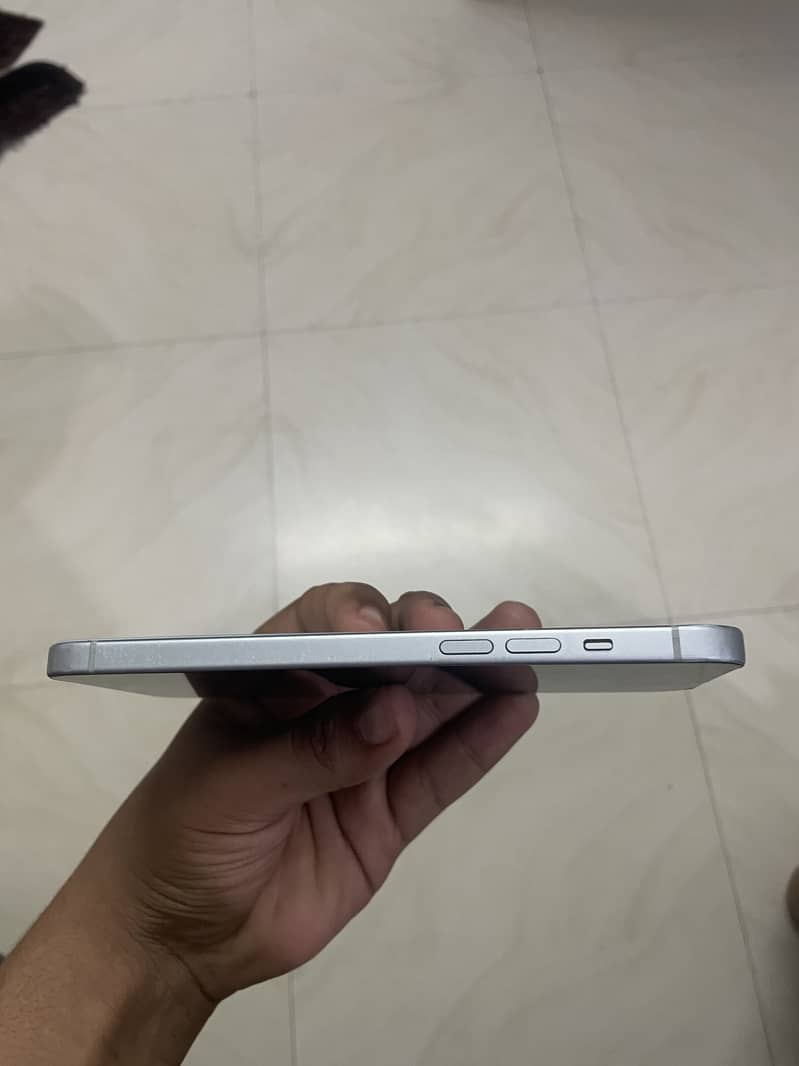 Apple iPhone 15 plus 5