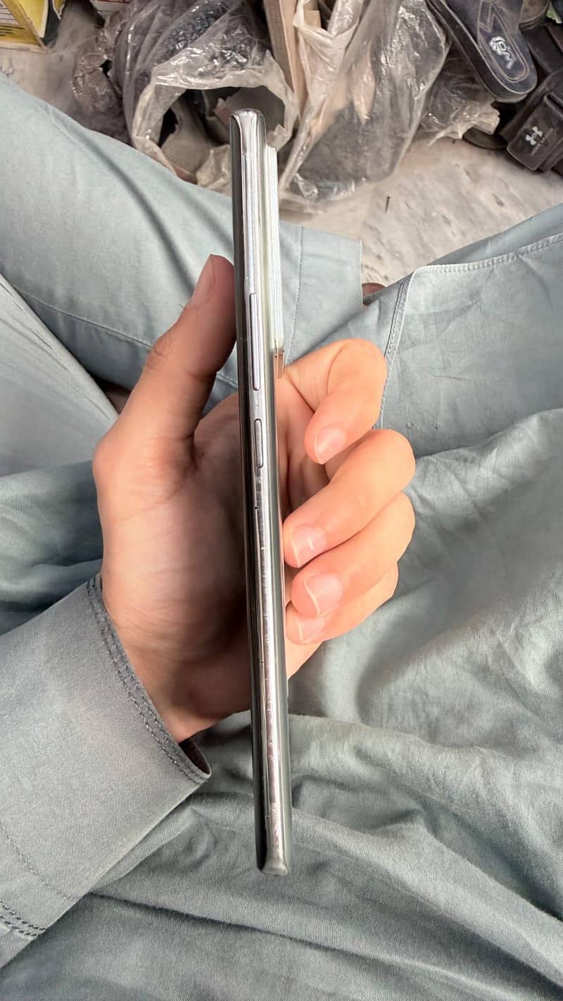 Infinix Note 40 Pro 2