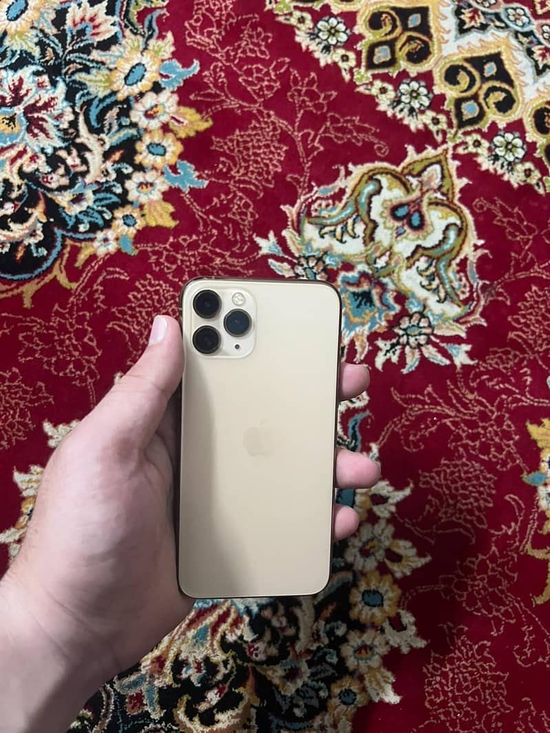 Apple iPhone 11 Pro 1