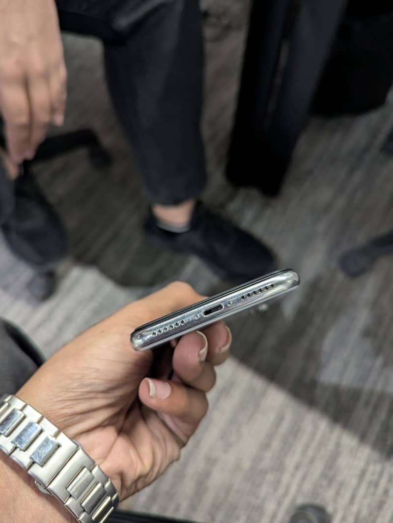 Apple iPhone X 1