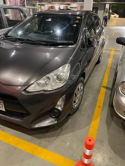 Toyota Aqua 2015 Watsap and call 03002411310
