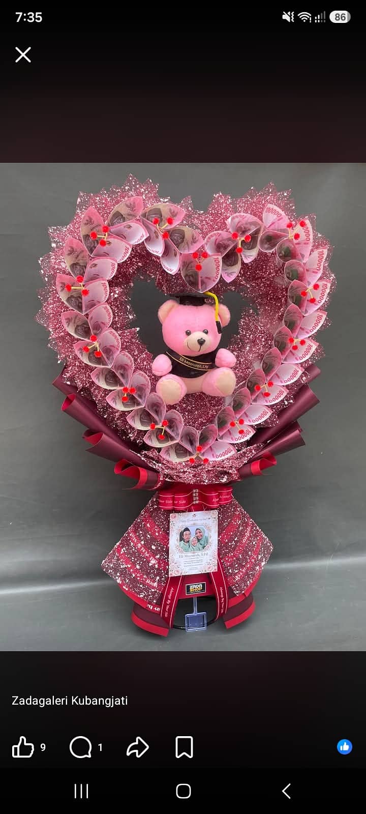 Customised bouquets 0